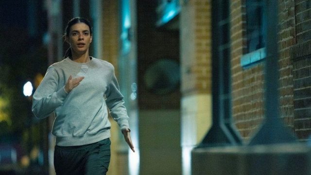Lioness S01E02