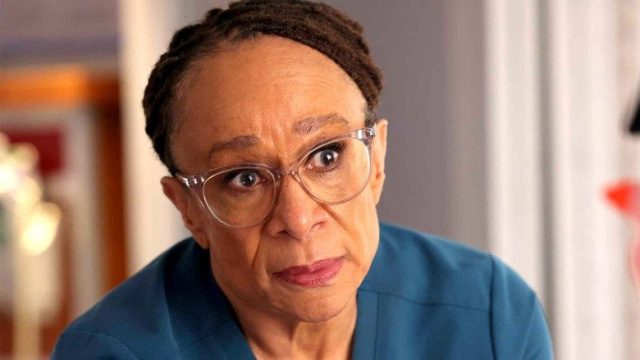 Chicago Med S10E01