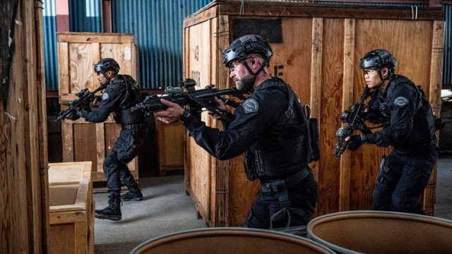 S.W.A.T. S04E17
