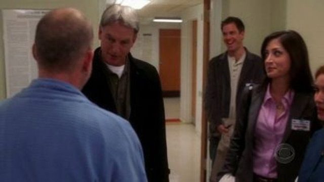 NCIS S02E19