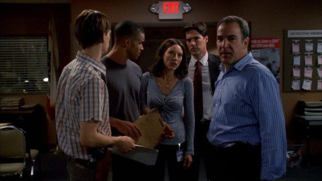 Criminal Minds S01E04