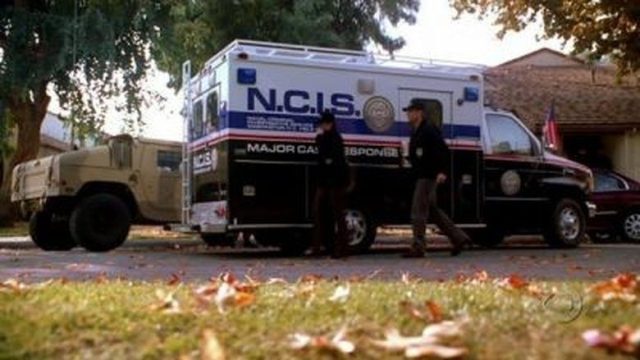 NCIS S02E09