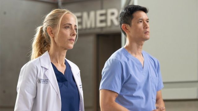 Grey's Anatomy S22E01